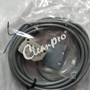 6-CPH-B4-067 CPH FOLDING MACHINE ELECTRIC SENSOR (PSF-BC30DNB)