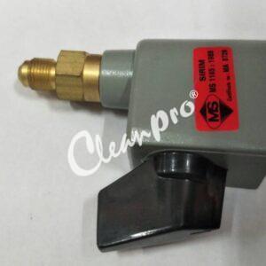 8-OTH-31-029 GAS REGULATOR BRAND : GOLDEN FUJI